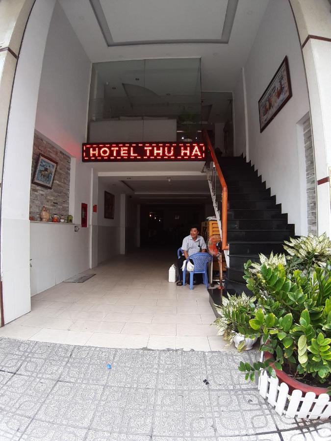Thu Ha Airport - San Bay Tan Son Nhat Ho Chi Minh City Exterior photo